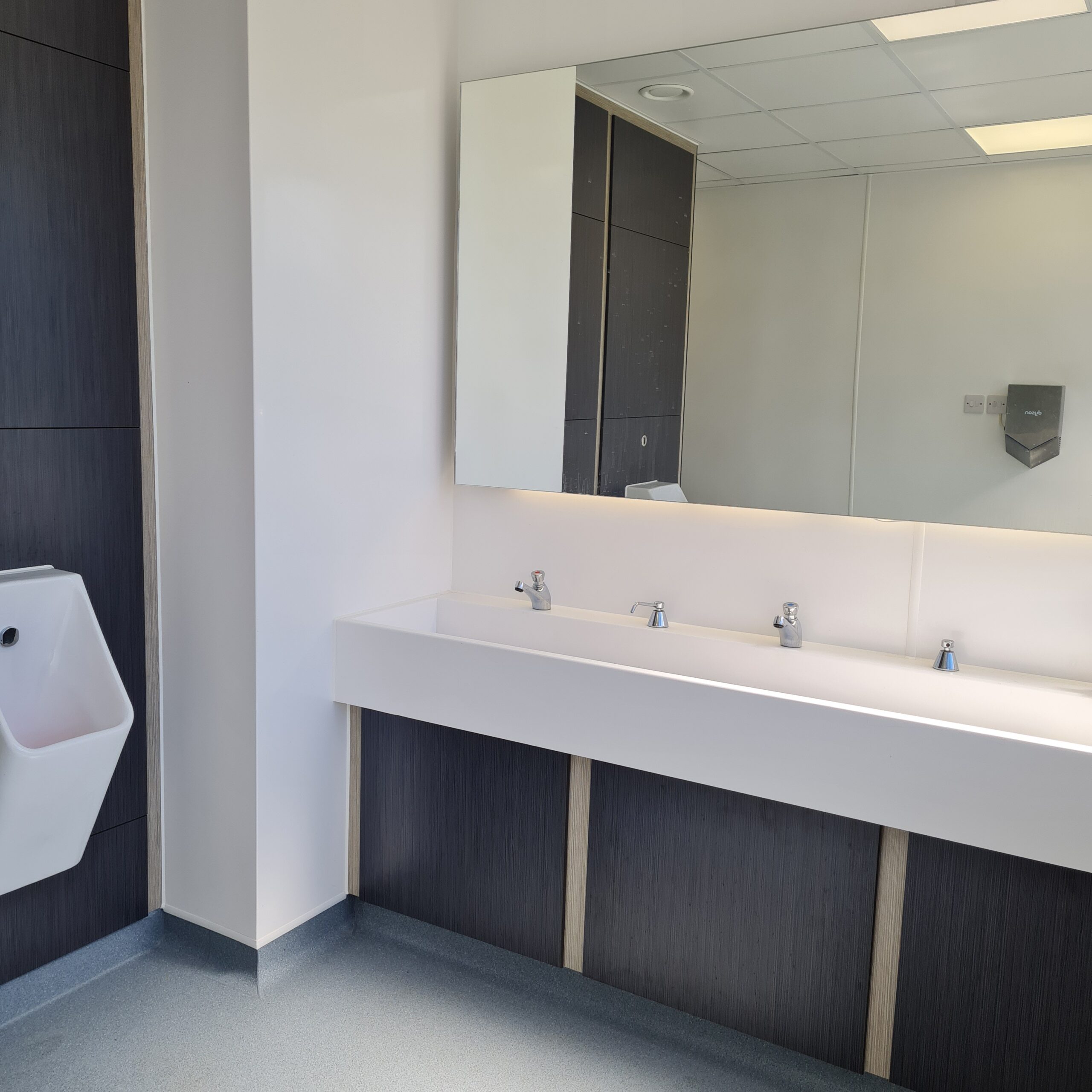 20220701_100804 vanity unit