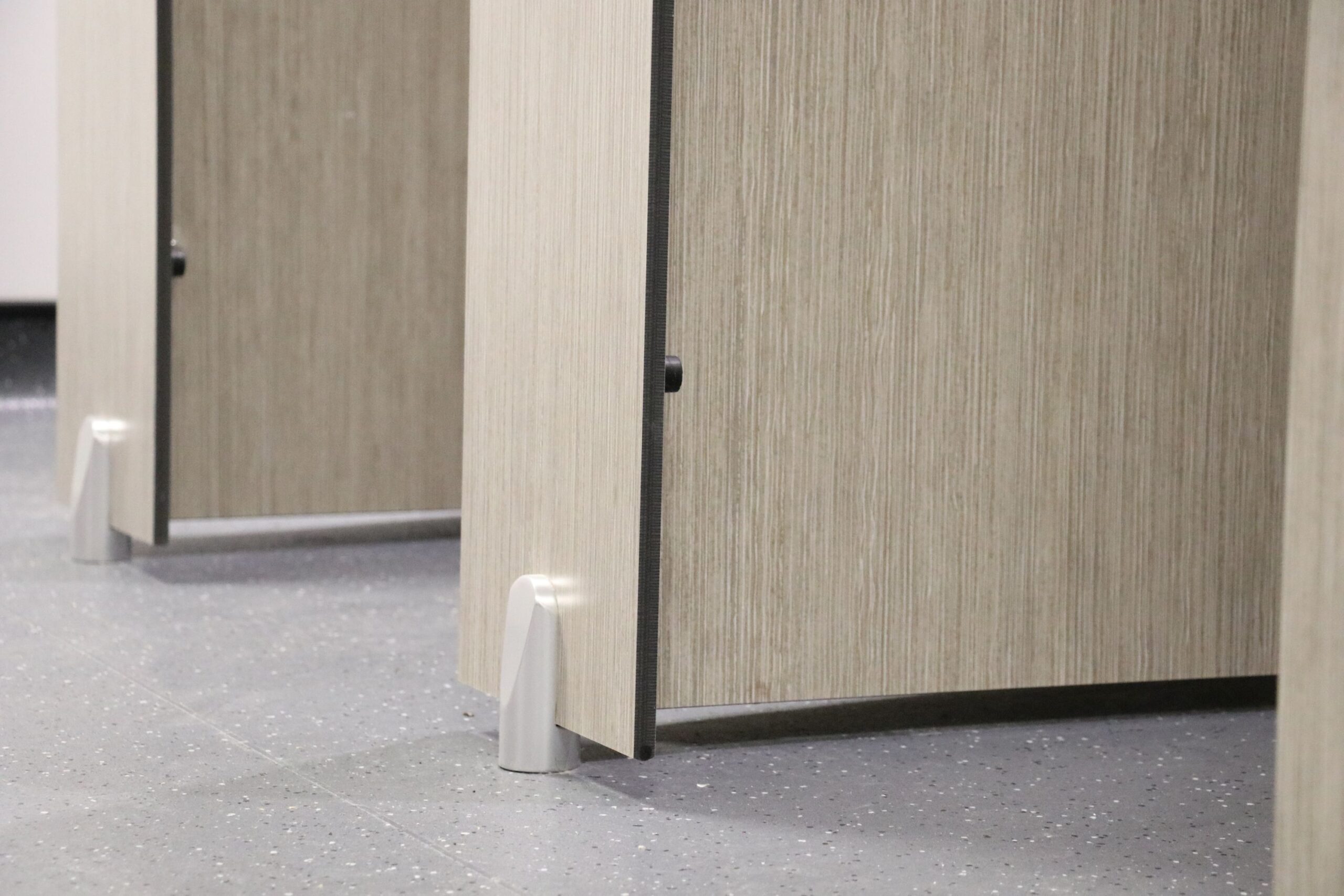 full height cubicles