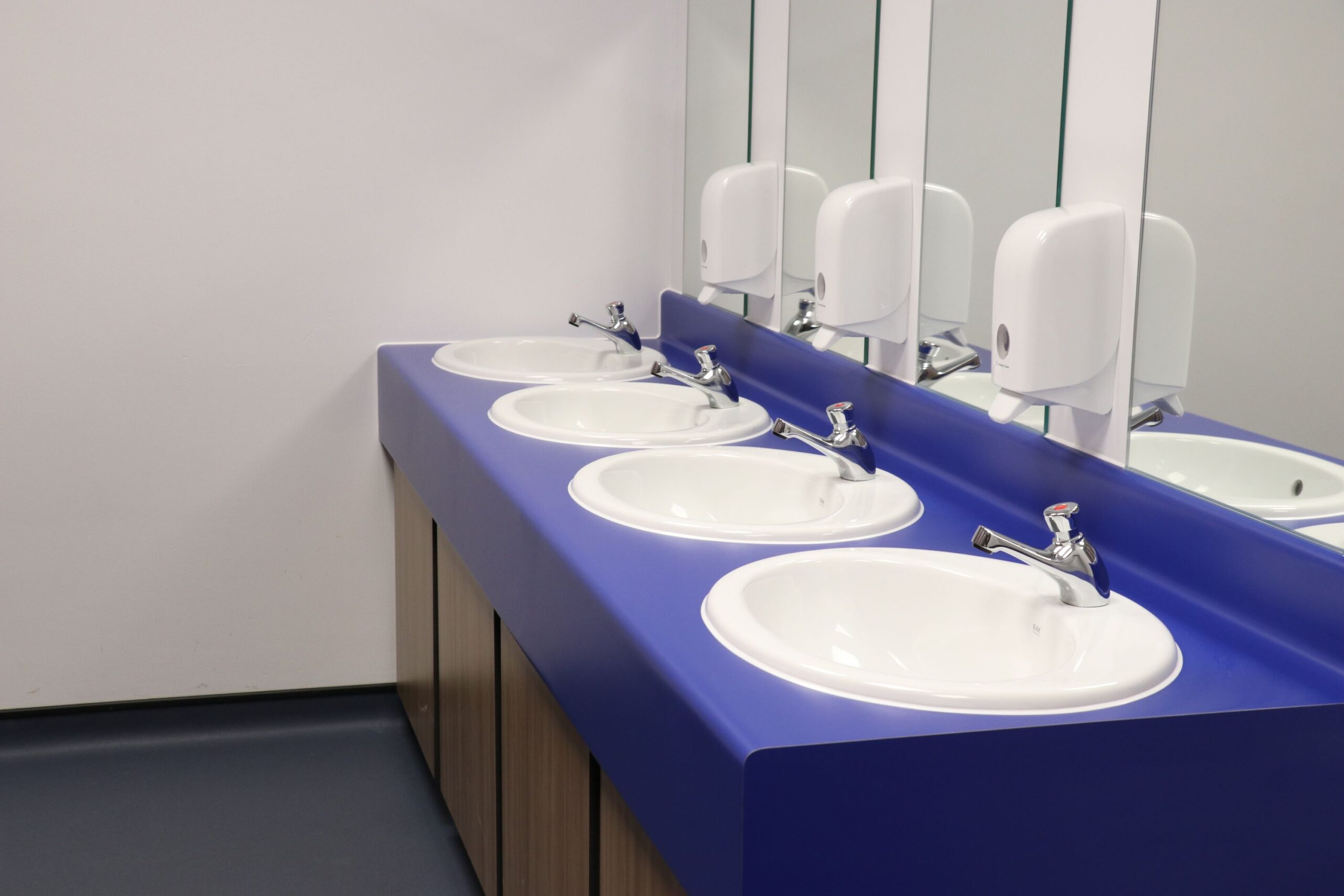 primary school vanity unit