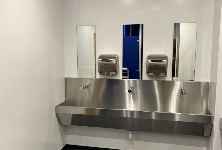 rolls royce washrooms