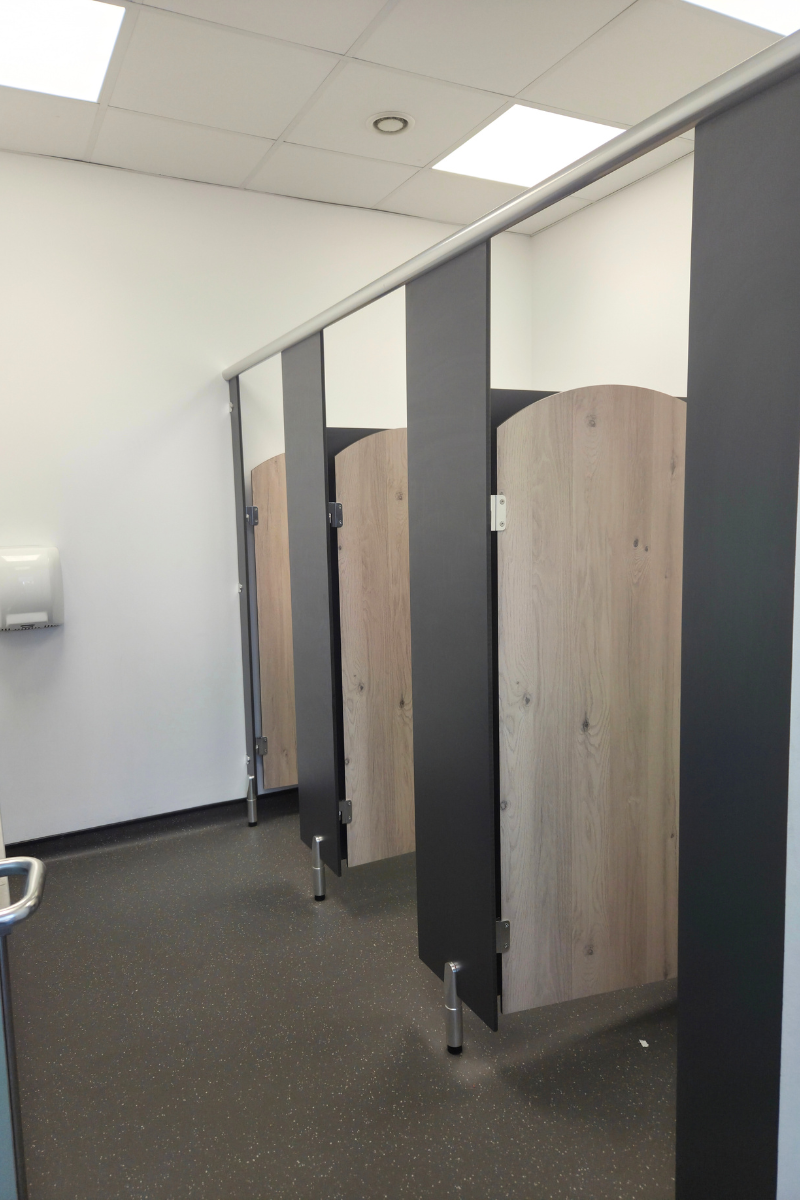 JPP Washrooms 3 Light, modern and robust washroom design for primary schools