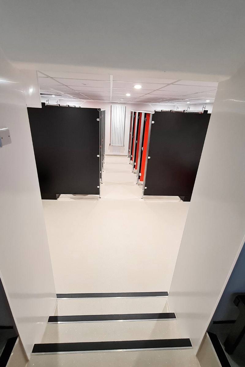 Epsom College 5 Modern and efficient college washrooms