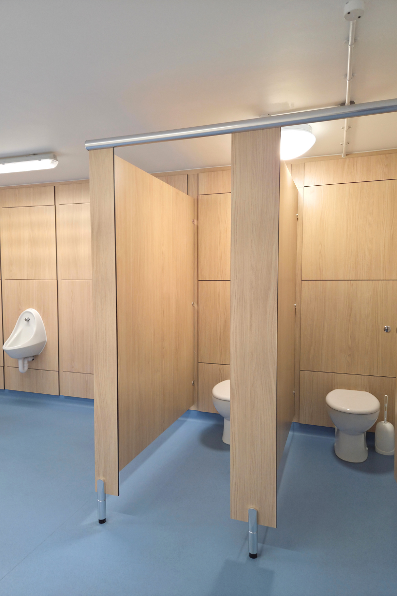 Southfield Primary 9 Male pupil toilet design for schools