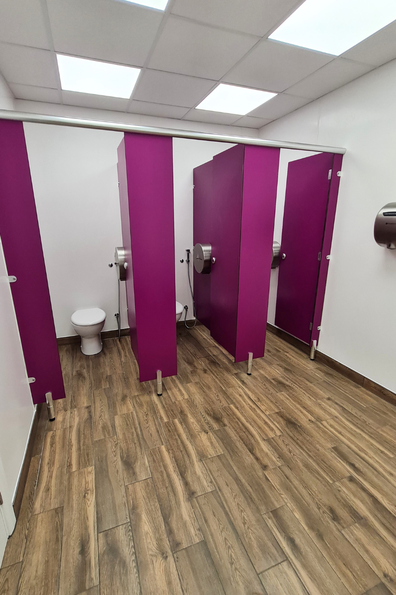 Hygienic toilet cubicles for food production company.